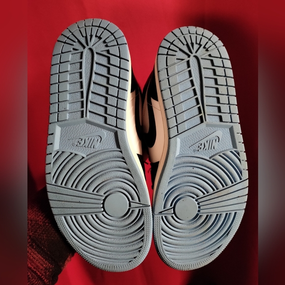 NIKE AIR JORDAN 1 RETRO MID SE WMNS UNIVERSITY BLUE WHITE - Picture 6 of 6